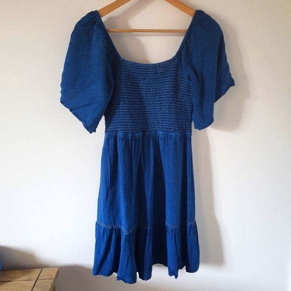 ⭐️ New Listing ⭐️ Natura Shirred Mini Dress with Bow in Blue - Picture 4 of 15